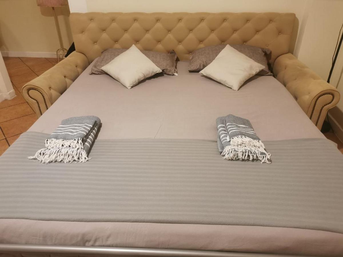 Domus Flavi Apartment Roma Ngoại thất bức ảnh